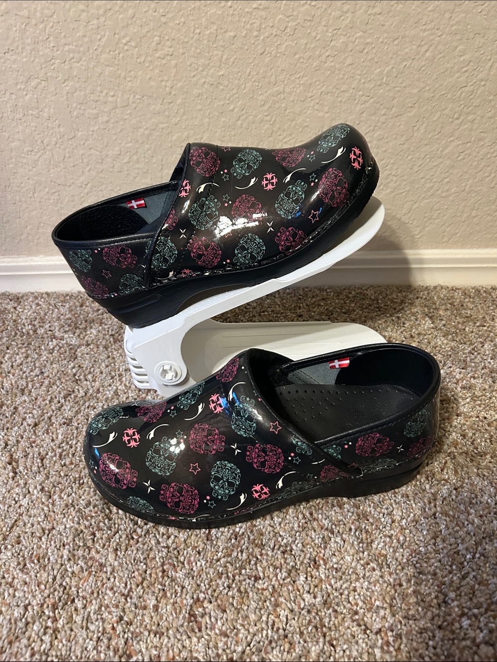 SANITA Multicolor Skull Print Patent Leather Clogs Shoes Sz. 39